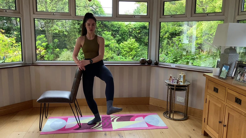 20 Mins: Thighs